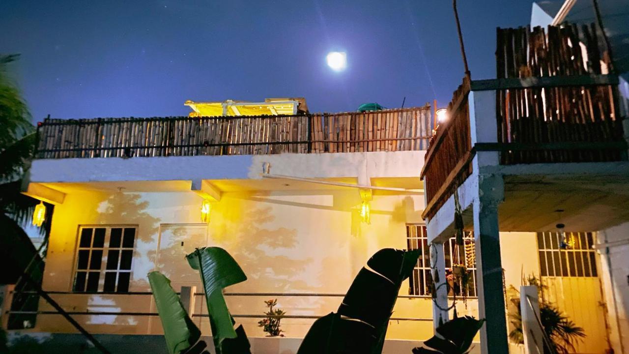 Tropical Bedroom -Casa Nomis Cancún Exterior foto